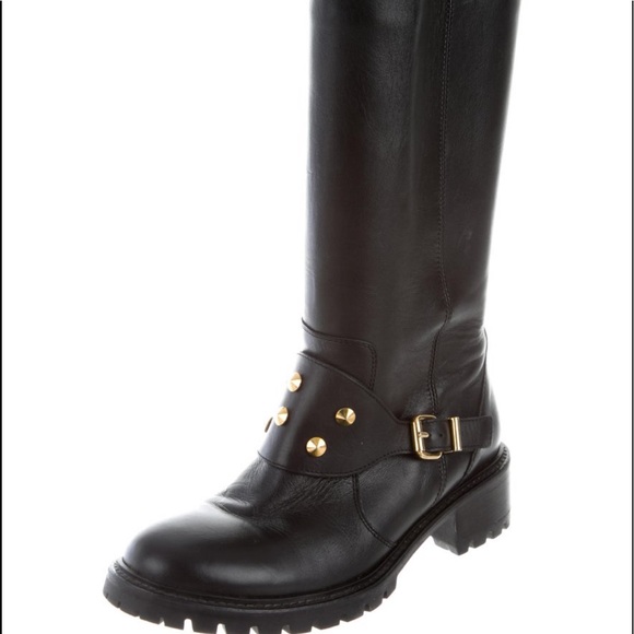 100% Authentic Fendi Boots - Picture 2 of 8